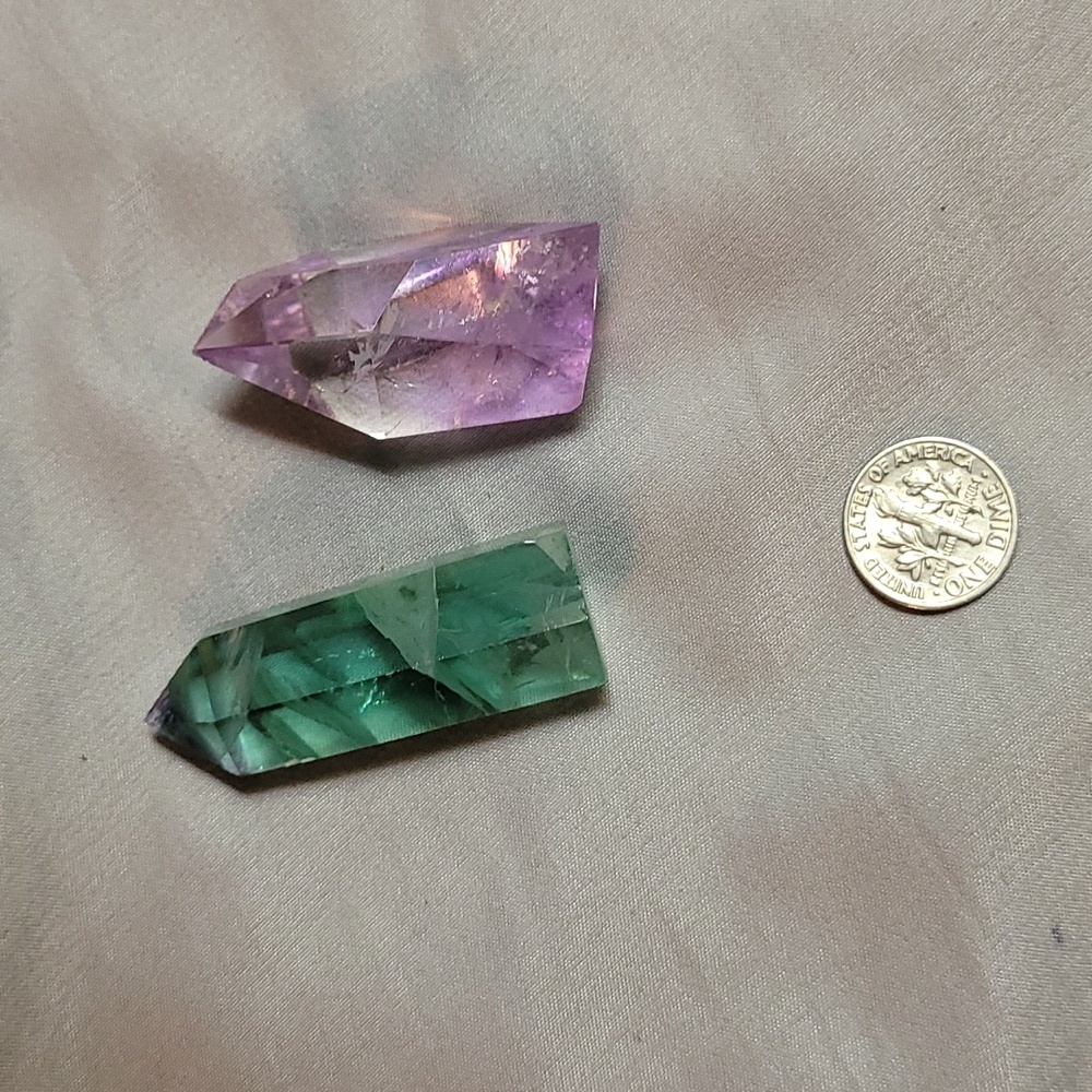 Green Flourite and Amethyst crystal points. - Picture 2 of 4